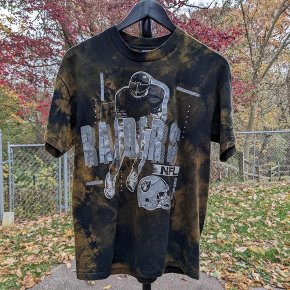 Hand-Dyed Rare Oakland Raiders NFL T-shirt | Vintage 90s - Picture 5 of 8
